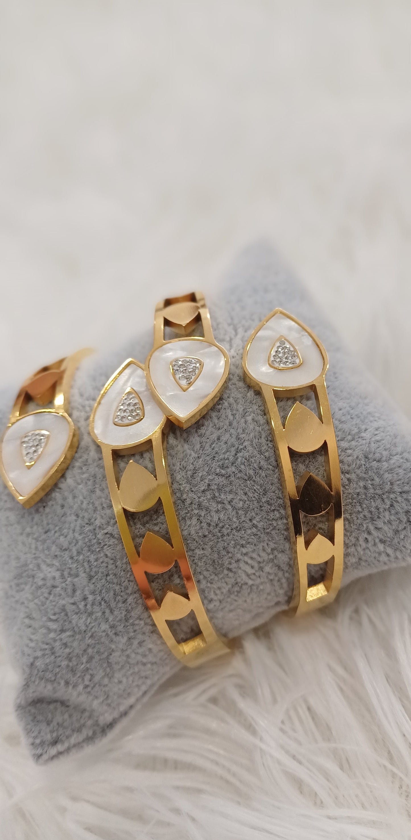 Conjunto Amira